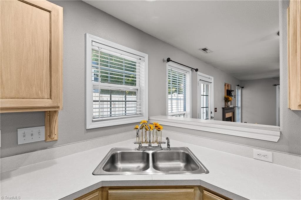 Stick/Site Built at 4107 McConnell Drive, Kernersville NC 27284, Kernersville, photo 11 of 26