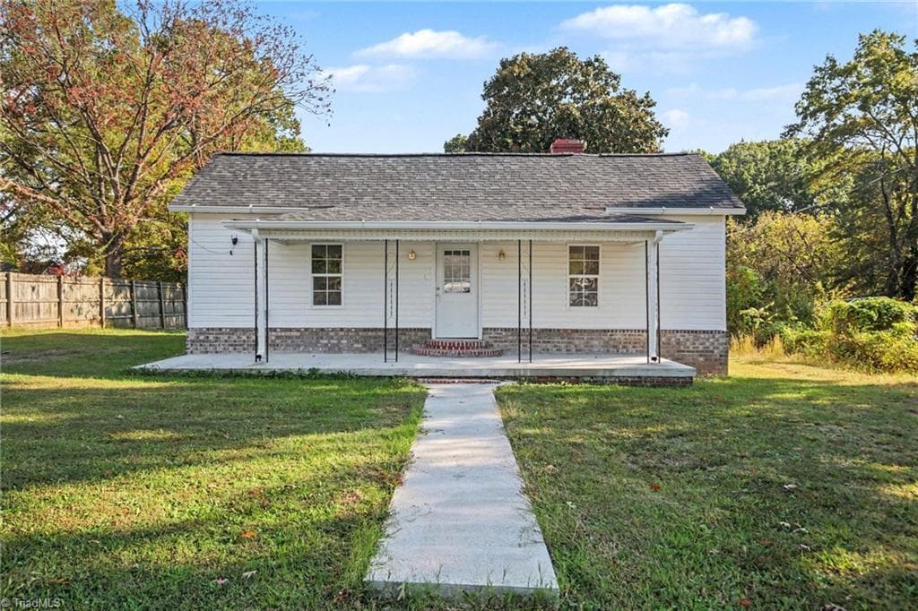 1440 South Avenue, Eden NC 27288