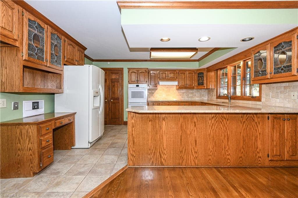 Stick/Site Built at 3406 Crosstimbers Drive, Greensboro NC 27410, photo 10 of 49