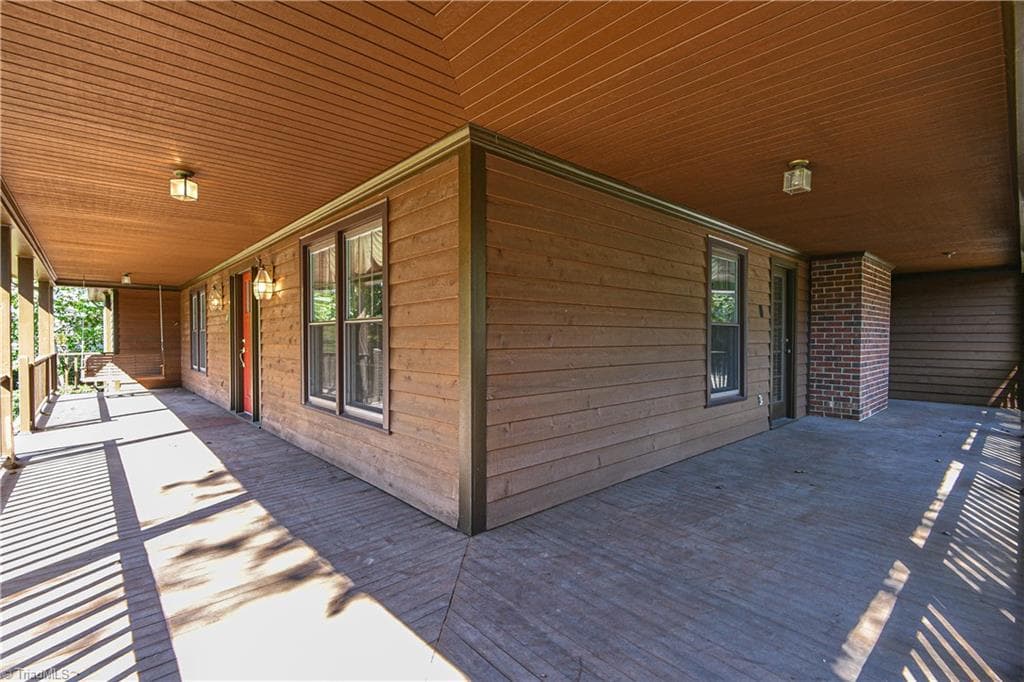 Stick/Site Built at 3406 Crosstimbers Drive, Greensboro NC 27410, photo 4 of 49