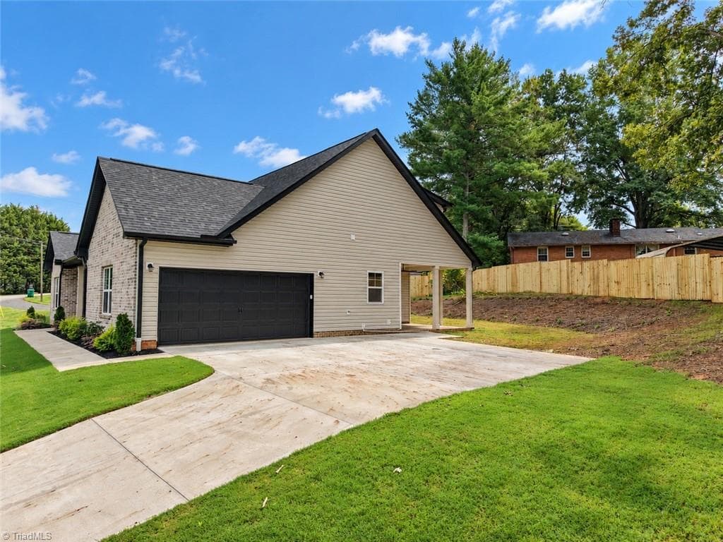 Stick/Site Built at 2410 Sedalia Drive, Clemmons NC 27012, photo 2 of 47