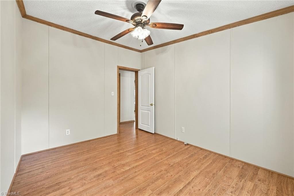 Manufactured Home at 5498 Covered Bridge Road, Trinity NC 27370, photo 15 of 35