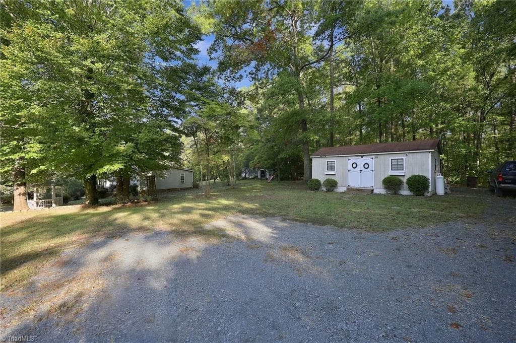 Manufactured Home at 5498 Covered Bridge Road, Trinity NC 27370, photo 35 of 35