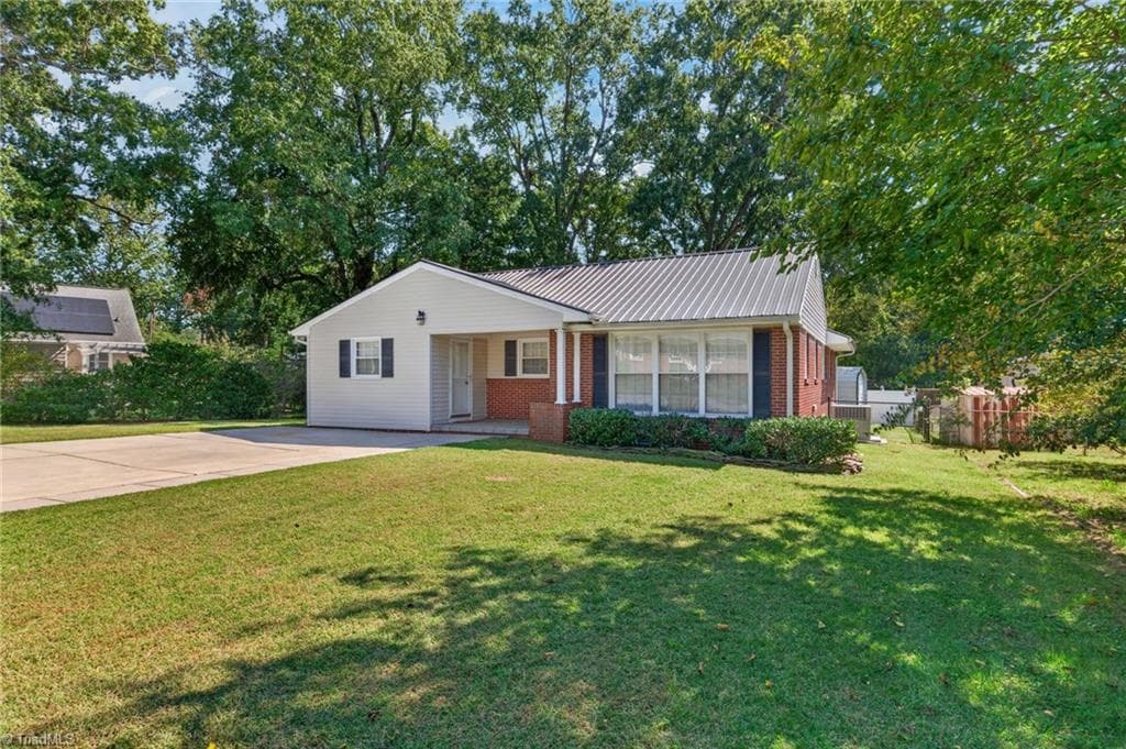 Stick/Site Built at 1408 Harriet Drive, Burlington NC 27215, Burlington, photo 27 of 48
