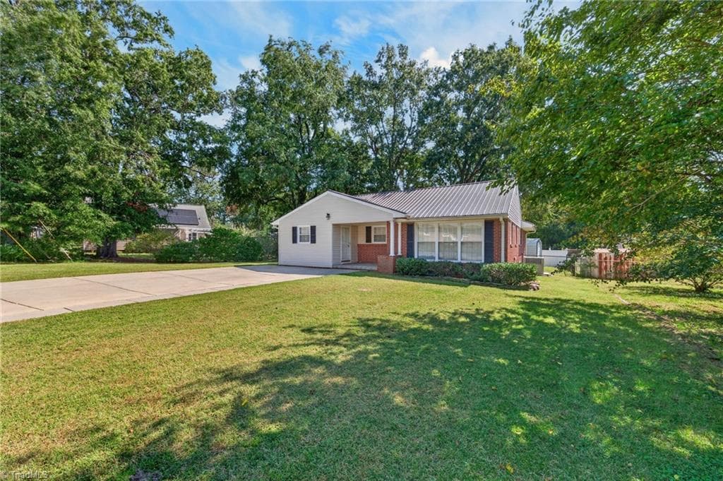 Stick/Site Built at 1408 Harriet Drive, Burlington NC 27215, Burlington, photo 31 of 48