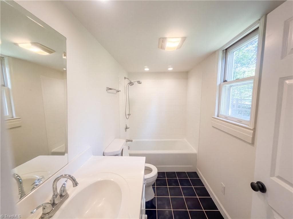 Stick/Site Built at 8912 Blue Hill Drive, Belews Creek NC 27009, Belews Creek, photo 18 of 23