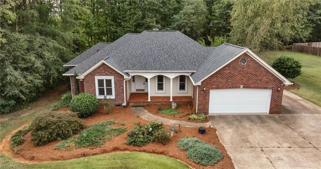 Stick/Site Built at 7369 Oak Bucket Road, Thomasville NC 27360, Thomasville, photo 2 of 37