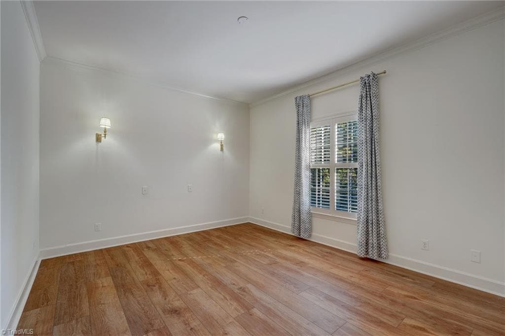 Stick/Site Built at 1833 Banking Street # B6, Greensboro NC 27408, Greensboro, photo 22 of 39