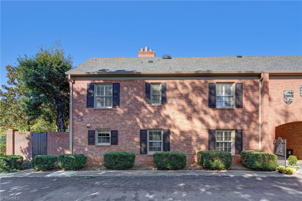 Stick/Site Built at 1833 Banking Street # B6, Greensboro NC 27408, Greensboro, photo 34 of 39