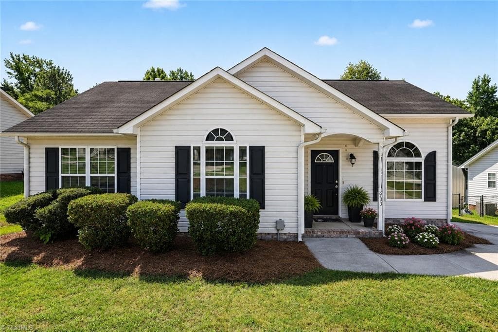 933 Londonderry Drive, High Point NC 27265