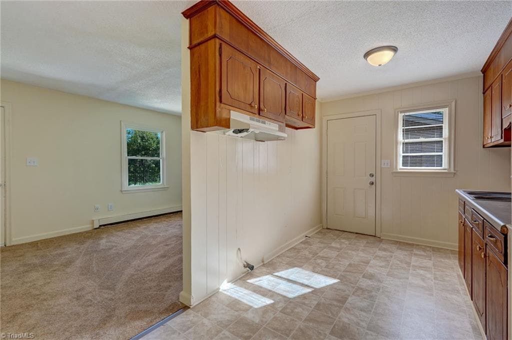 Duplex at 821 Sunset Street, Reidsville NC 27320, Reidsville, photo 13 of 23