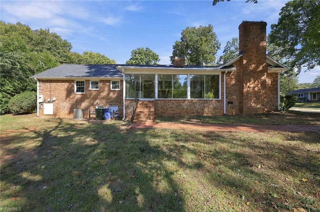 Stick/Site Built at 501 Mendenhall Road, Jamestown NC 27282, Jamestown, photo 32 of 38