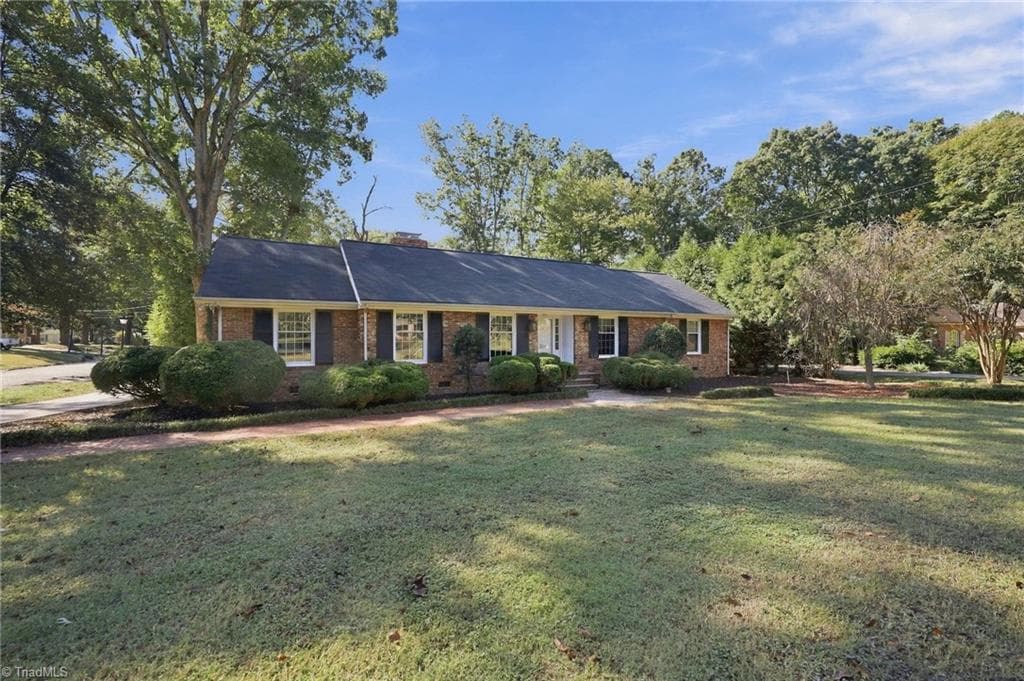 Stick/Site Built at 501 Mendenhall Road, Jamestown NC 27282, Jamestown, photo 4 of 38