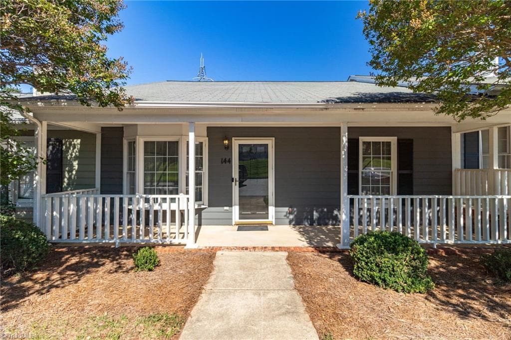 814 Guilford College Road # 144, Greensboro NC 27409