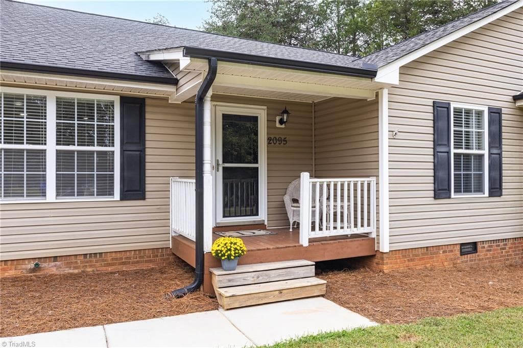 Stick/Site Built at 2095 Ardmore Court, Winston-Salem NC 27127, Winston-Salem, photo 6 of 45