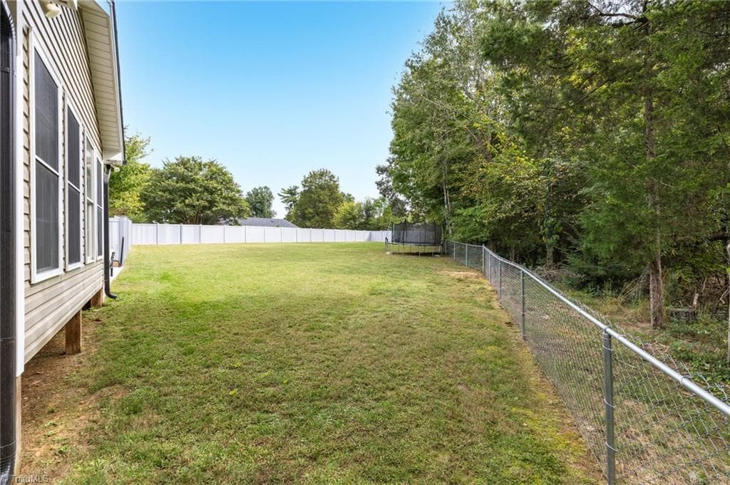 Stick/Site Built at 2095 Ardmore Court, Winston-Salem NC 27127, Winston-Salem, photo 33 of 45