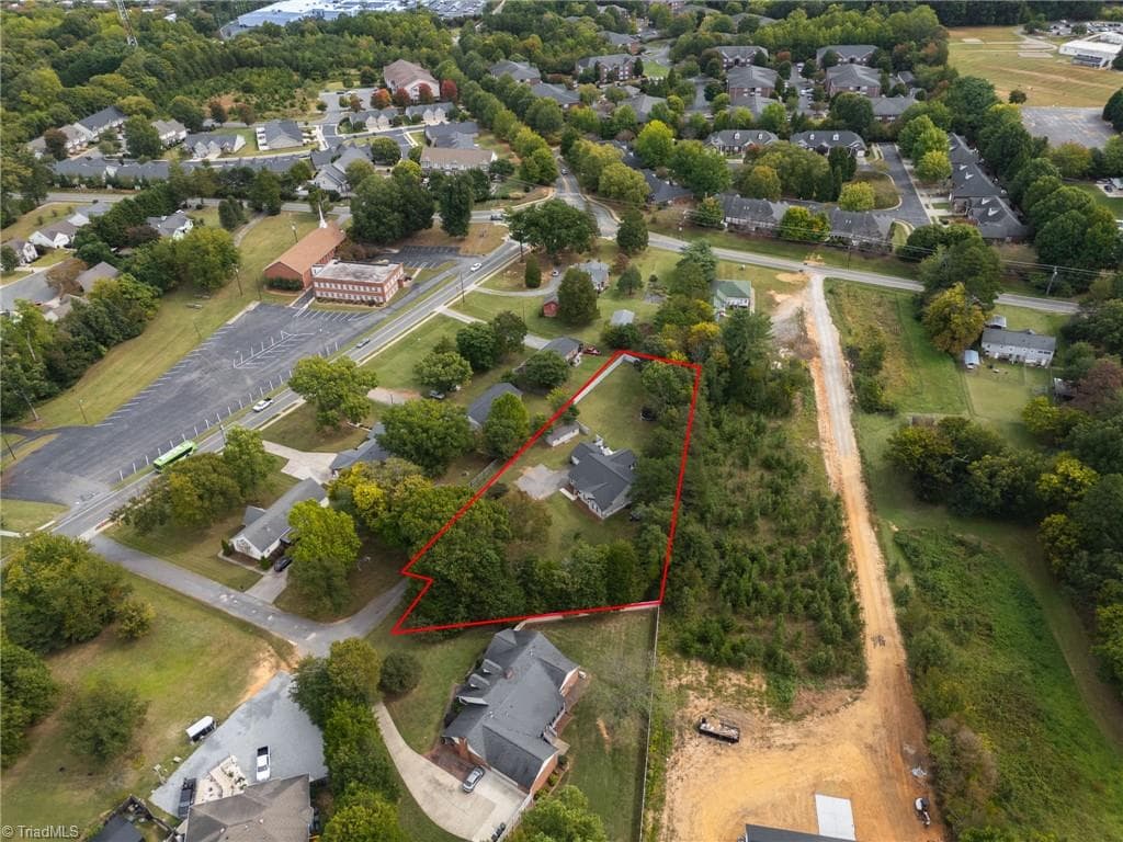 Stick/Site Built at 2095 Ardmore Court, Winston-Salem NC 27127, Winston-Salem, photo 41 of 45