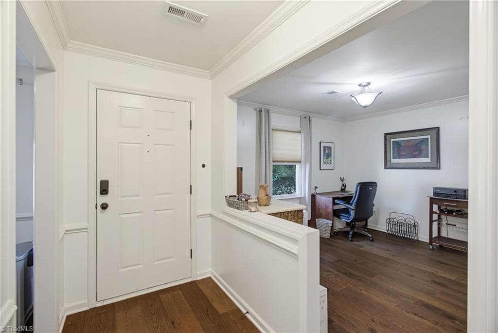 Stick/Site Built at 24 Collwood Court, Greensboro NC 27409, photo 4 of 28