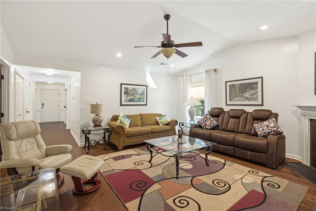 Stick/Site Built at 24 Collwood Court, Greensboro NC 27409, photo 8 of 28