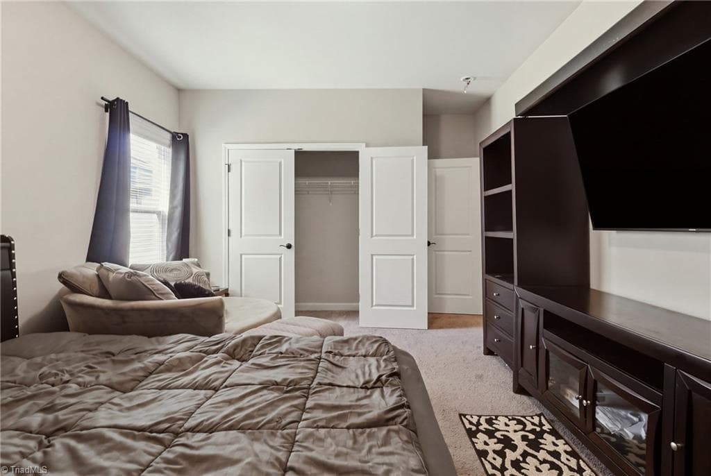 Stick/Site Built at 4024 Resolution Court, High Point NC 27265, High Point, photo 18 of 43