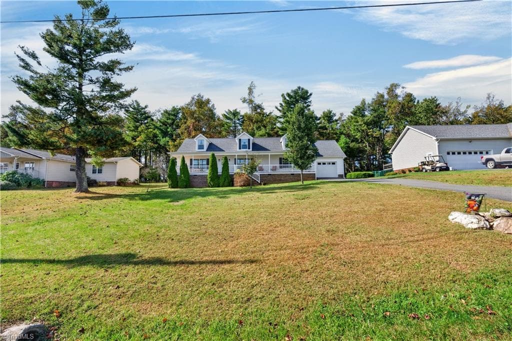 Modular at 85 Chateau Lane, Fancy Gap VA 24328, photo 5 of 48