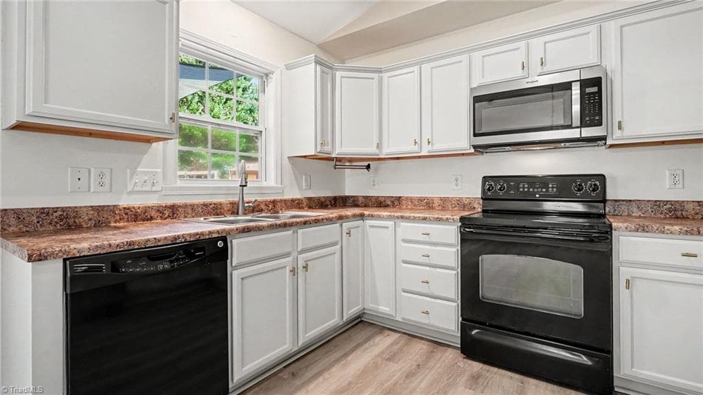 Stick/Site Built at 214 Cypress Court, Gibsonville NC 27249, Gibsonville, photo 11 of 31