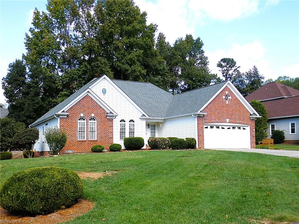 4480 Asbury Place Drive, Clemmons NC 27012