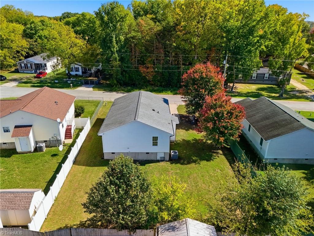Stick/Site Built at 702 Shirley Lane, Greensboro NC 27401, Greensboro, photo 22 of 23