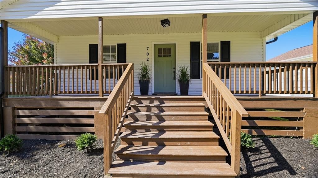 Stick/Site Built at 702 Shirley Lane, Greensboro NC 27401, Greensboro, photo 3 of 23