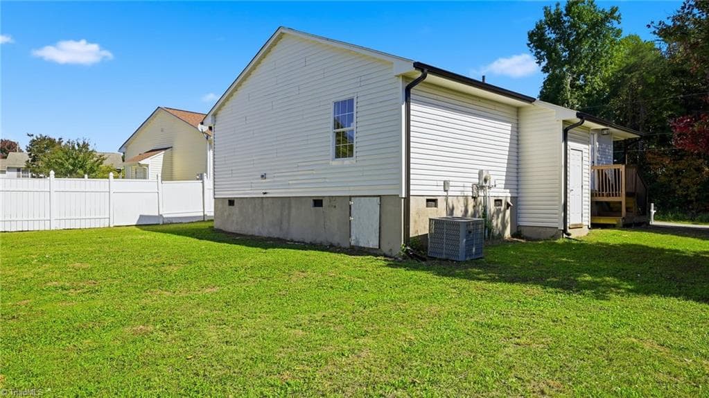 Stick/Site Built at 702 Shirley Lane, Greensboro NC 27401, Greensboro, photo 19 of 23