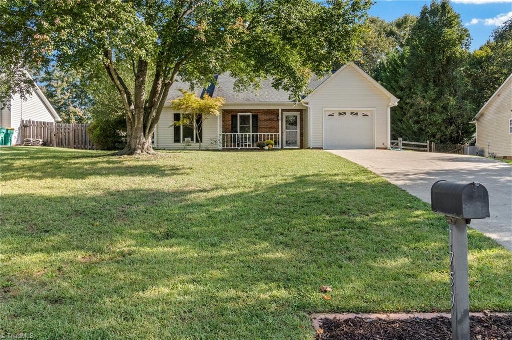 Stick/Site Built at 1759 Harper Spring Drive, Clemmons NC 27012, photo 2 of 31