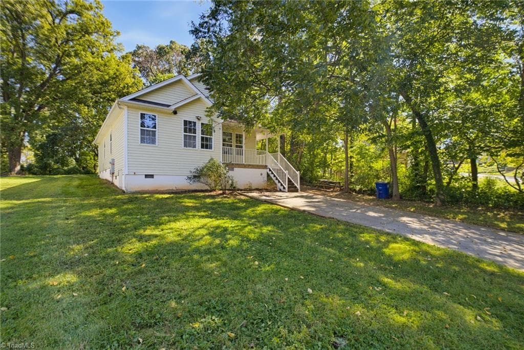 Stick/Site Built at 641 Glenbrook Drive, Winston-Salem NC 27101, Winston-Salem, photo 2 of 30