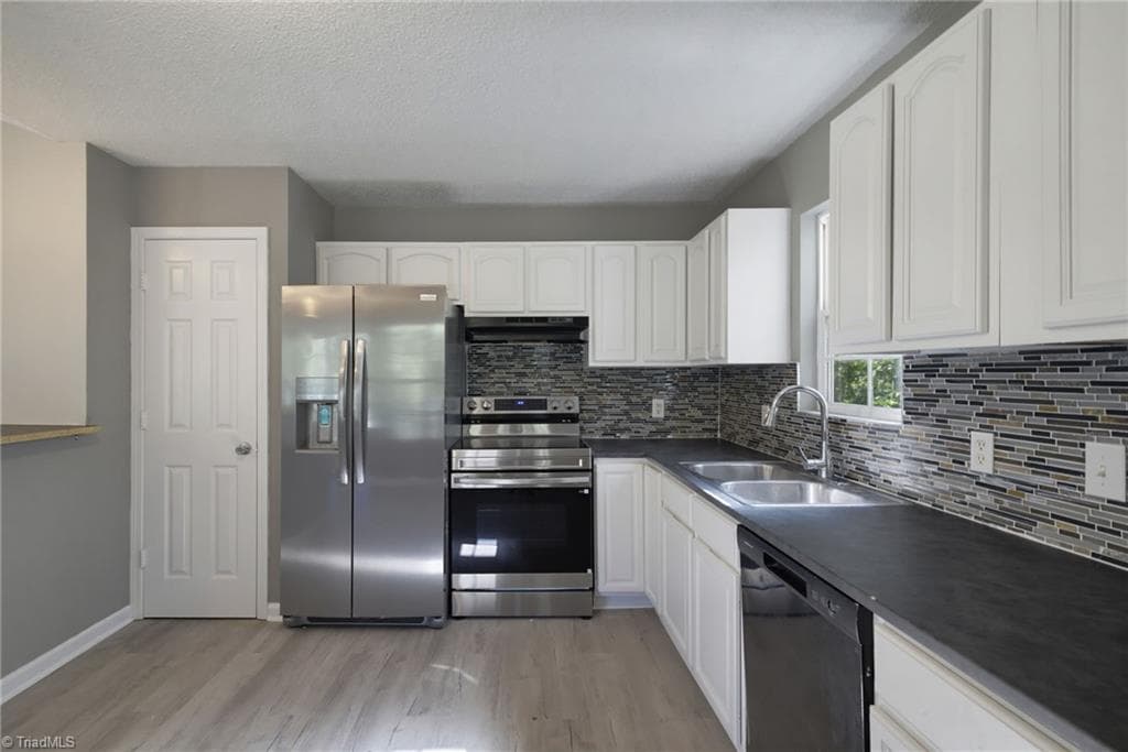 Stick/Site Built at 641 Glenbrook Drive, Winston-Salem NC 27101, Winston-Salem, photo 6 of 30