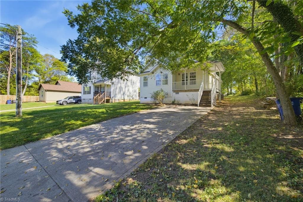 Stick/Site Built at 641 Glenbrook Drive, Winston-Salem NC 27101, Winston-Salem, photo 24 of 30