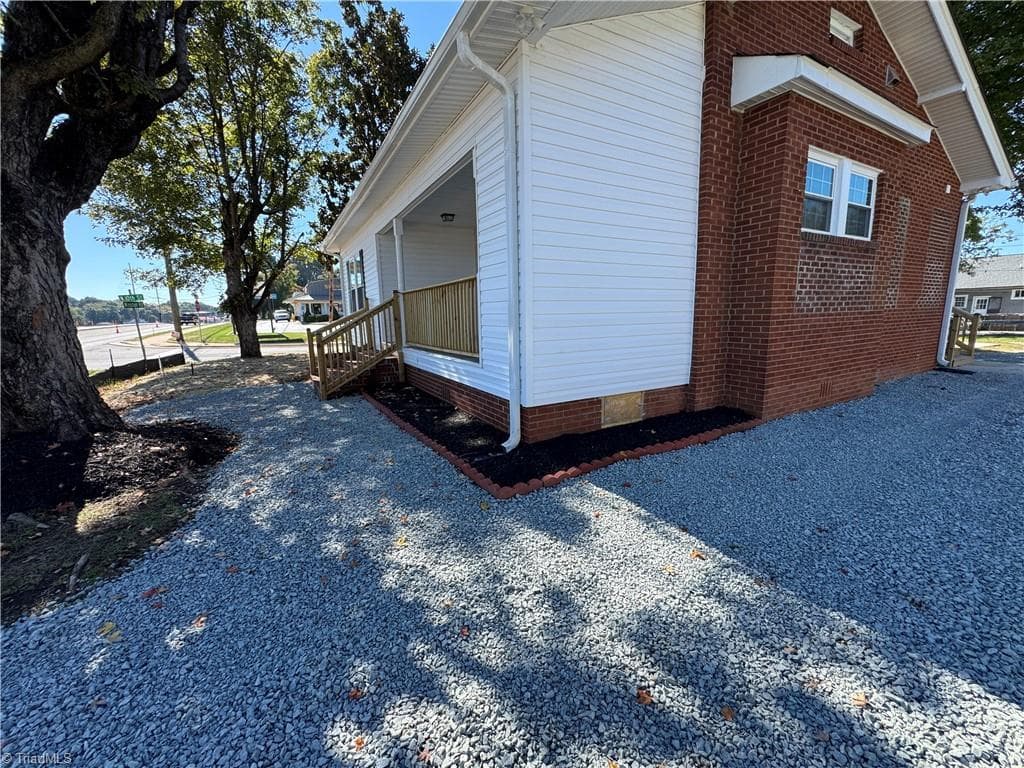 Stick/Site Built at 293 Winston Road, Lexington NC 27295, Lexington, photo 3 of 46