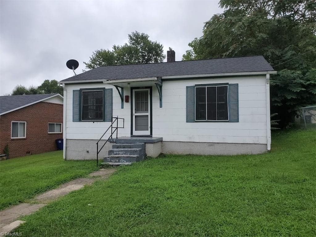 1520 Fitch Street, Winston-Salem NC 27107