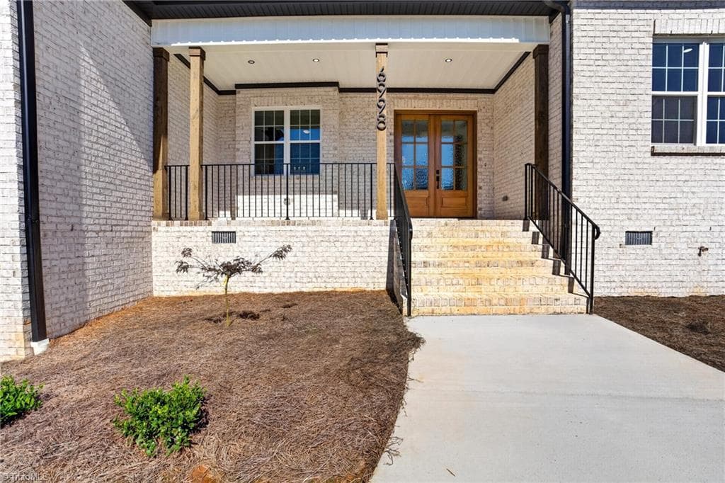 Stick/Site Built at 6998 Colleen Court, Summerfield NC 27358, photo 3 of 48