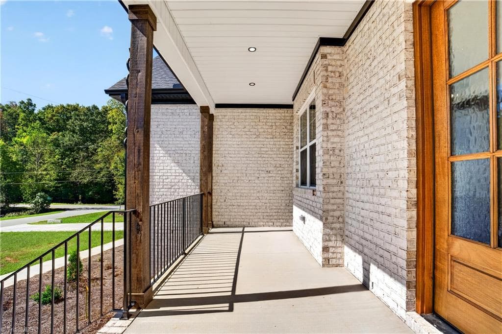 Stick/Site Built at 6998 Colleen Court, Summerfield NC 27358, photo 4 of 48