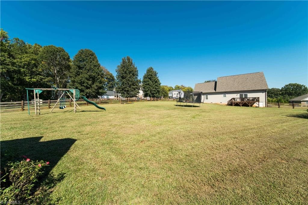 Stick/Site Built at 127 Elberon Court, Mocksville NC 27028, Mocksville, photo 33 of 37