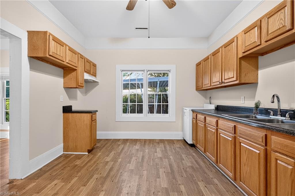 Stick/Site Built at 123 Park Circle, Lexington NC 27295, Lexington, photo 4 of 21