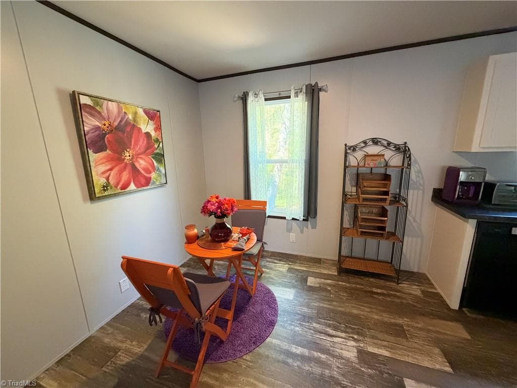 Manufactured Home at 487 Mars Mountain Place, Boomer NC 28606, photo 6 of 15