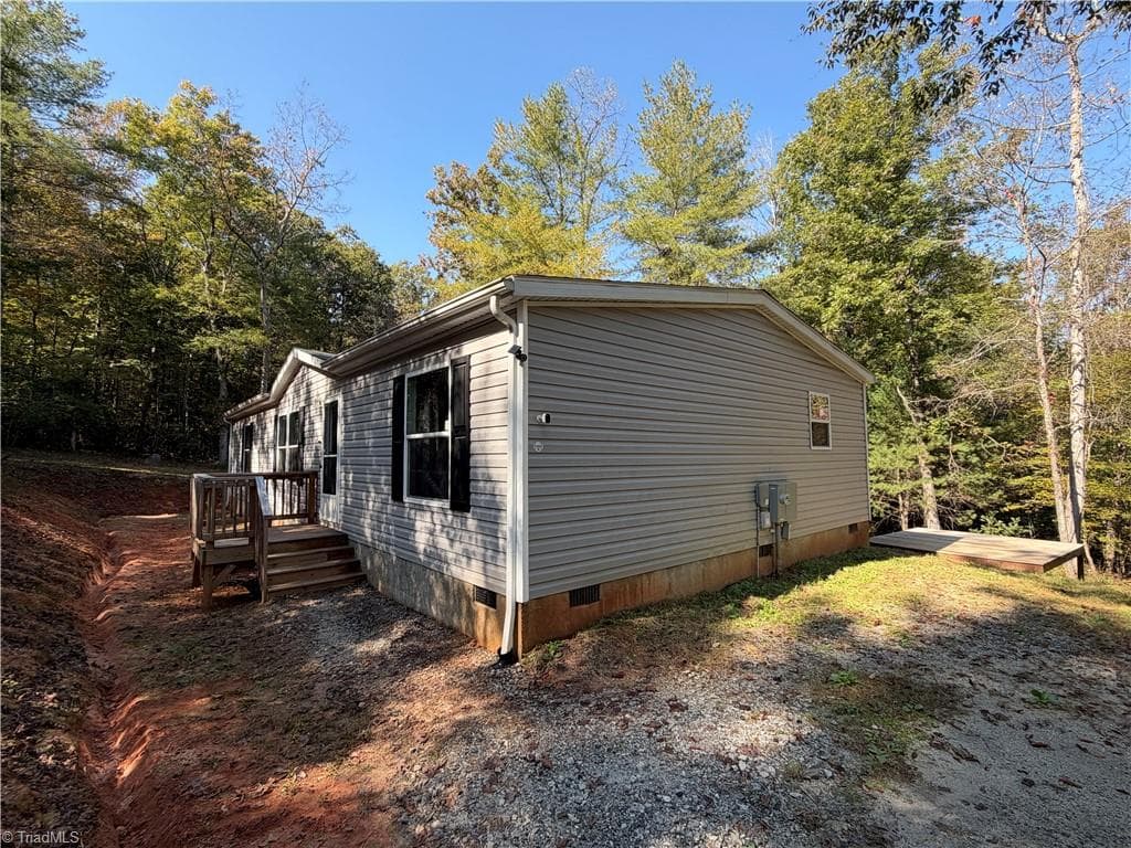 487 Mars Mountain Place, Boomer NC 28606