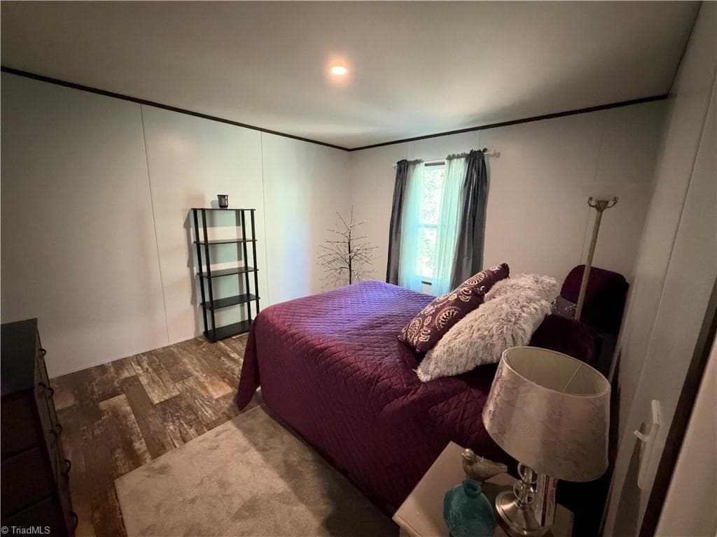 Manufactured Home at 487 Mars Mountain Place, Boomer NC 28606, photo 10 of 15
