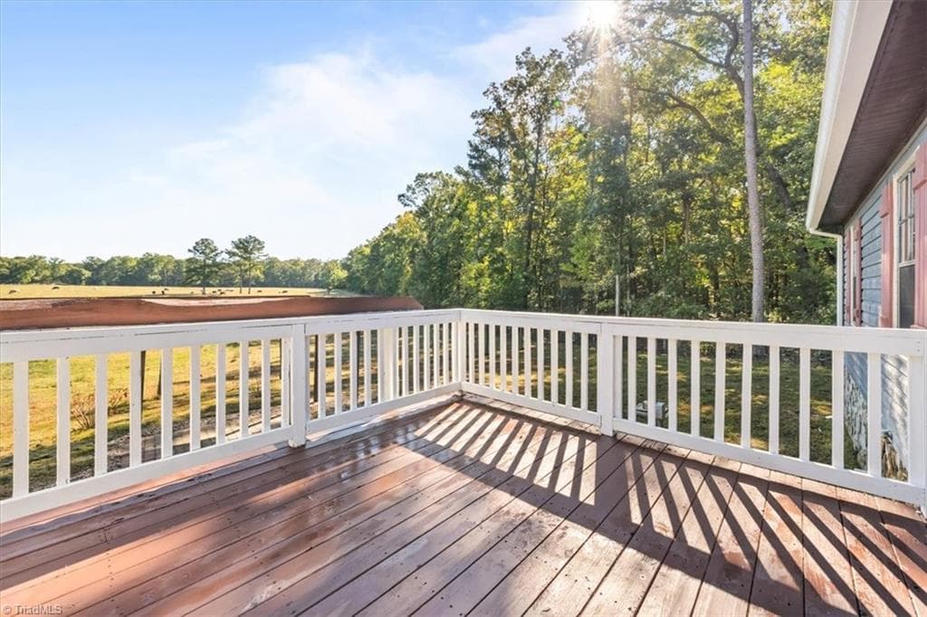 Manufactured Home at 7775 Riverside Road, Seagrove NC 27341, Seagrove, photo 30 of 43