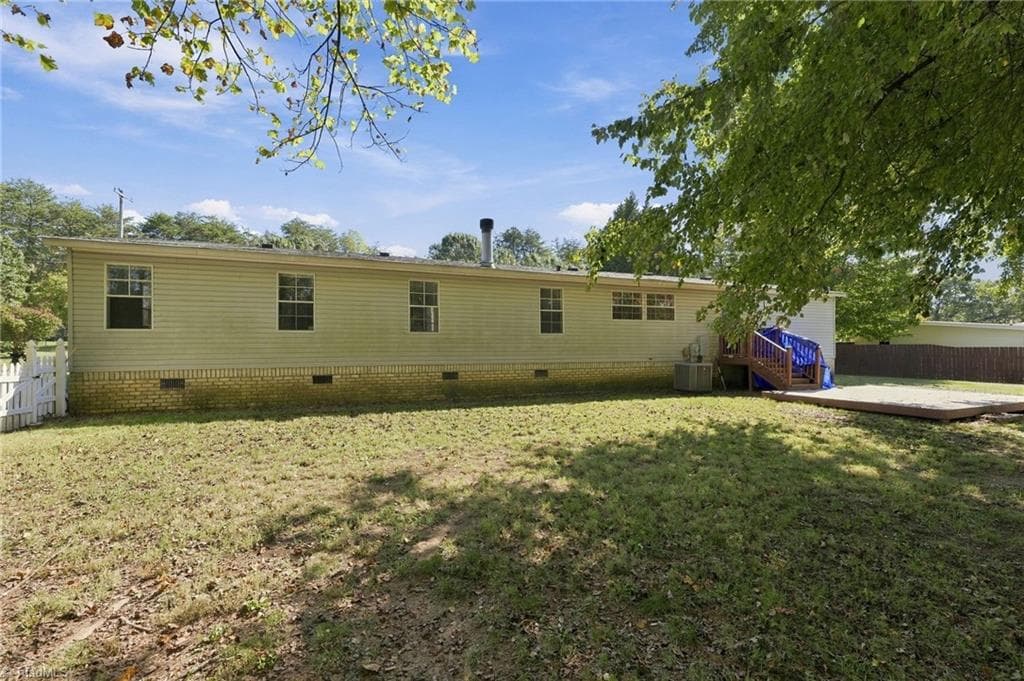 Manufactured Home at 3020 Ellisboro Road, Stokesdale NC 27357, photo 23 of 26