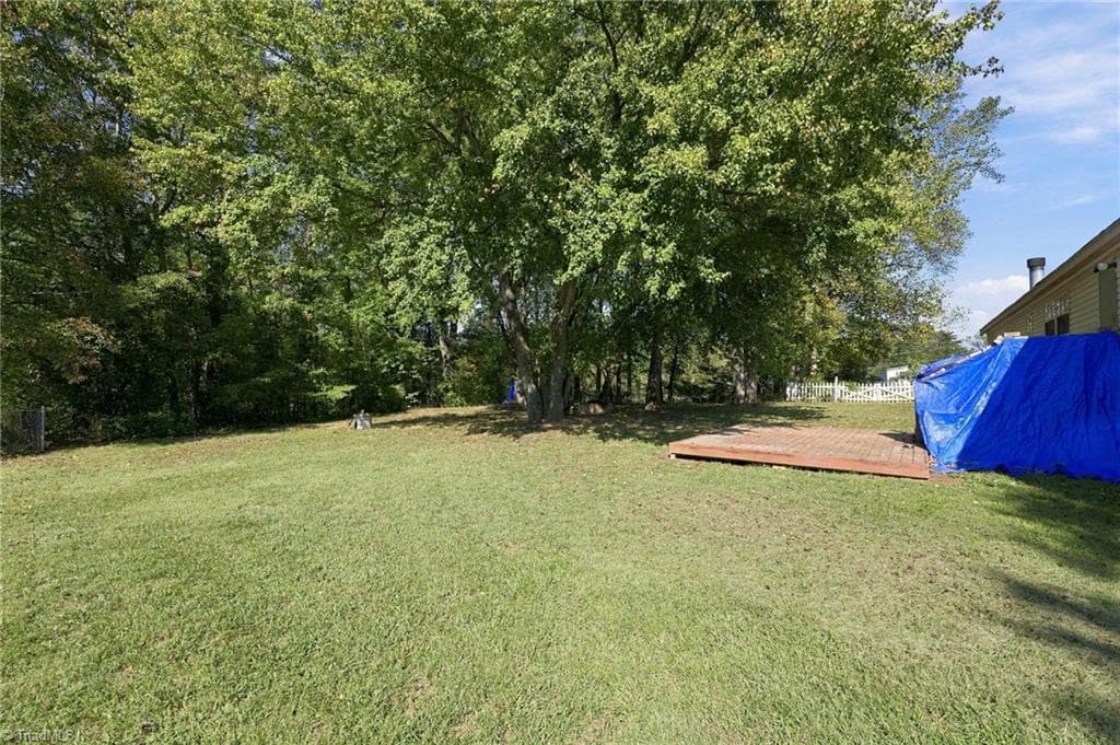 Manufactured Home at 3020 Ellisboro Road, Stokesdale NC 27357, photo 24 of 26