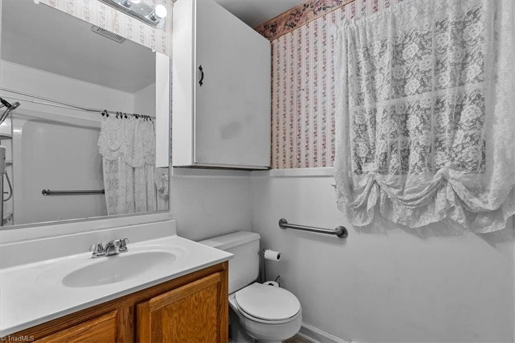 Stick/Site Built at 1505 Woodbriar Avenue, Greensboro NC 27405, Greensboro, photo 24 of 35