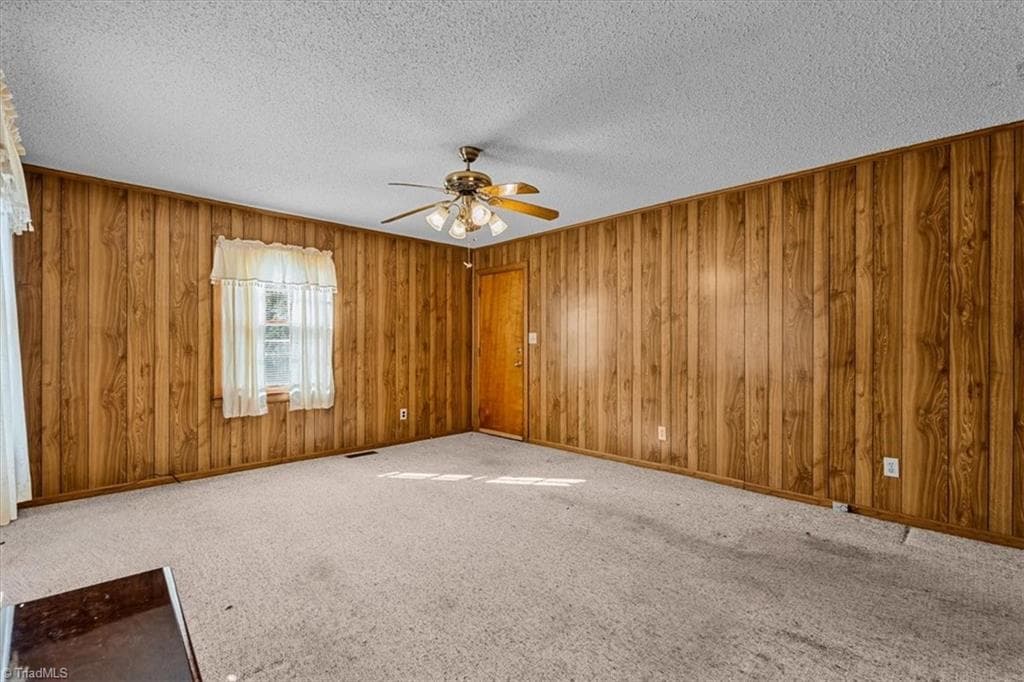Stick/Site Built at 1505 Woodbriar Avenue, Greensboro NC 27405, Greensboro, photo 18 of 35