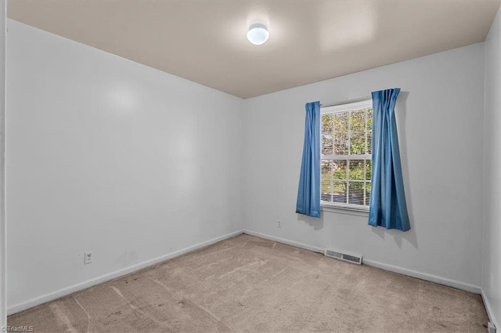 Stick/Site Built at 1505 Woodbriar Avenue, Greensboro NC 27405, Greensboro, photo 29 of 35
