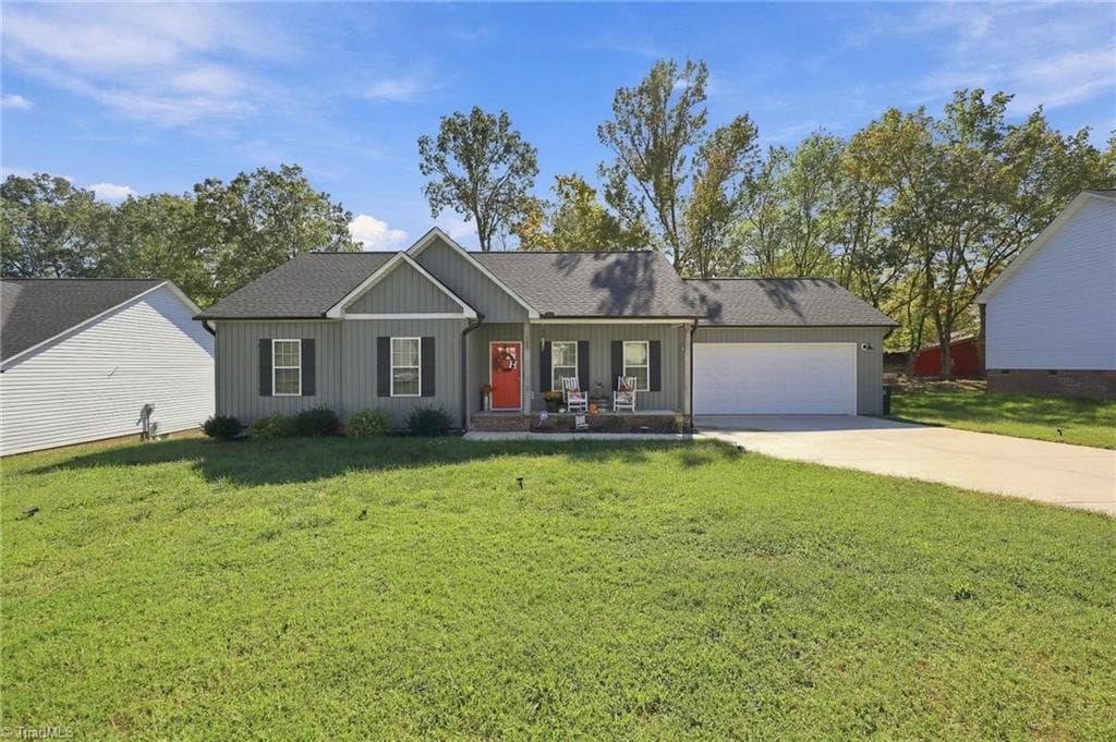 Stick/Site Built at 103 Hazy Lane, Thomasville NC 27360, Thomasville, photo 27 of 38